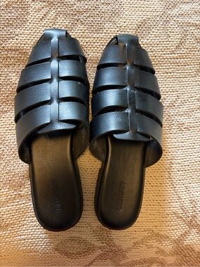 Old Navy Black Women's Woven Strap Slide Mules